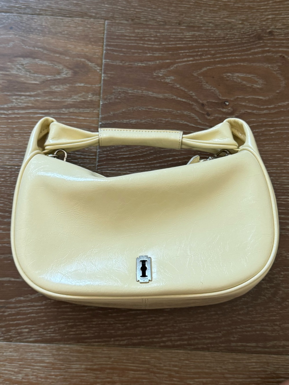 Vunque Yellow Purse